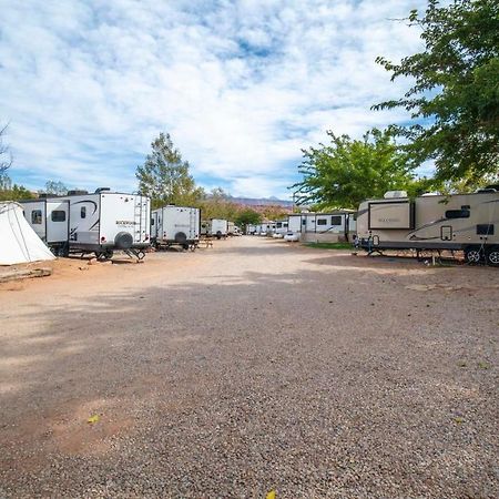 Funstays Glamping Setup Tent In Rv Park #6 Ok-T6 Moab Exterior photo