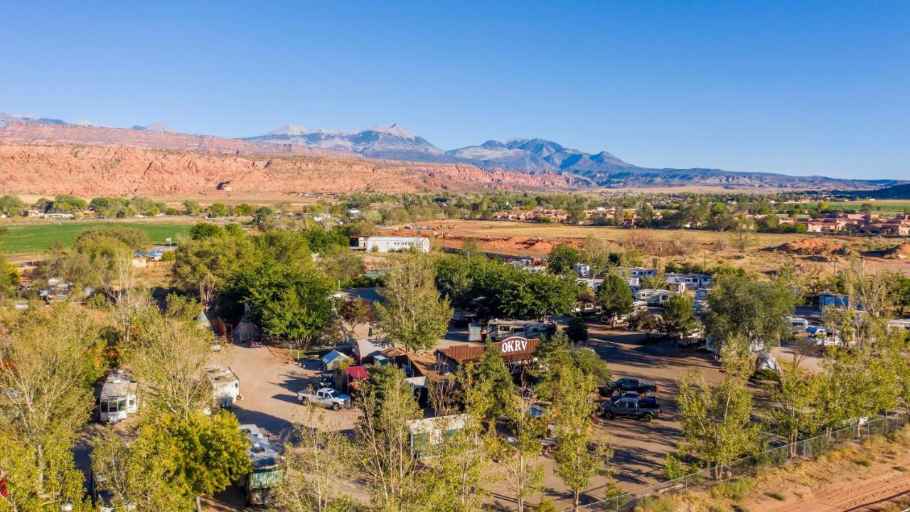 Funstays Glamping Setup Tent In Rv Park #6 Ok-T6 Moab Exterior photo